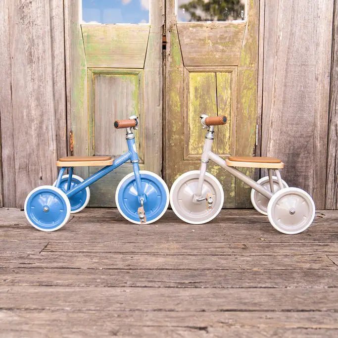 Banwood Vintage Trike | Blue BicyclesBanwoodTAYLOR + MAX