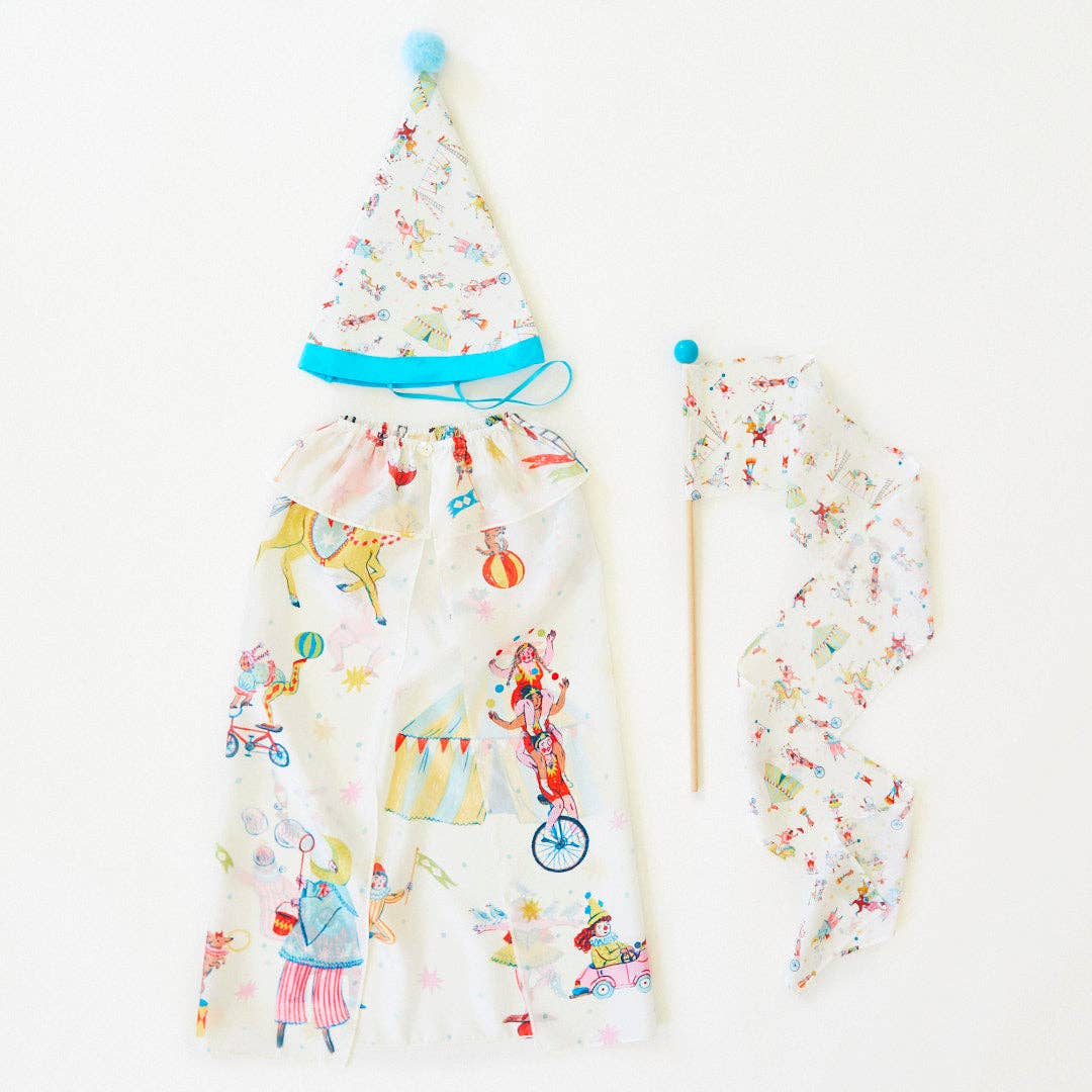 Circus Cape Activity ToysSarah’s SilksTAYLOR + MAX