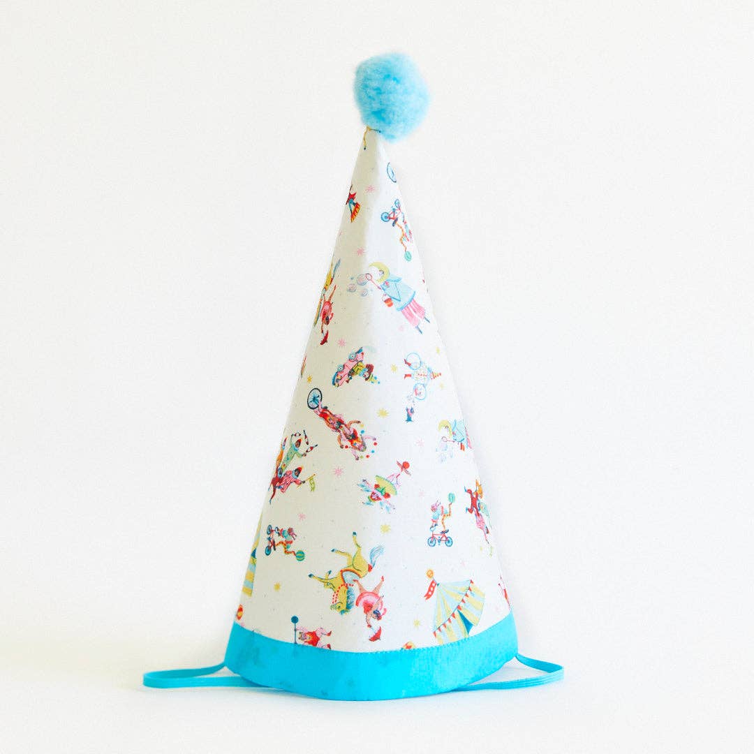 Circus Hat Activity ToysSarah’s SilksTAYLOR + MAX