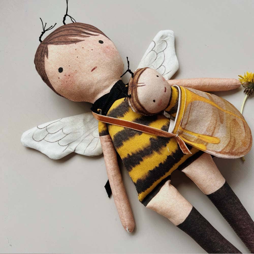 DIY Doll kit Bee | Boy DIYIa LovieTAYLOR + MAX