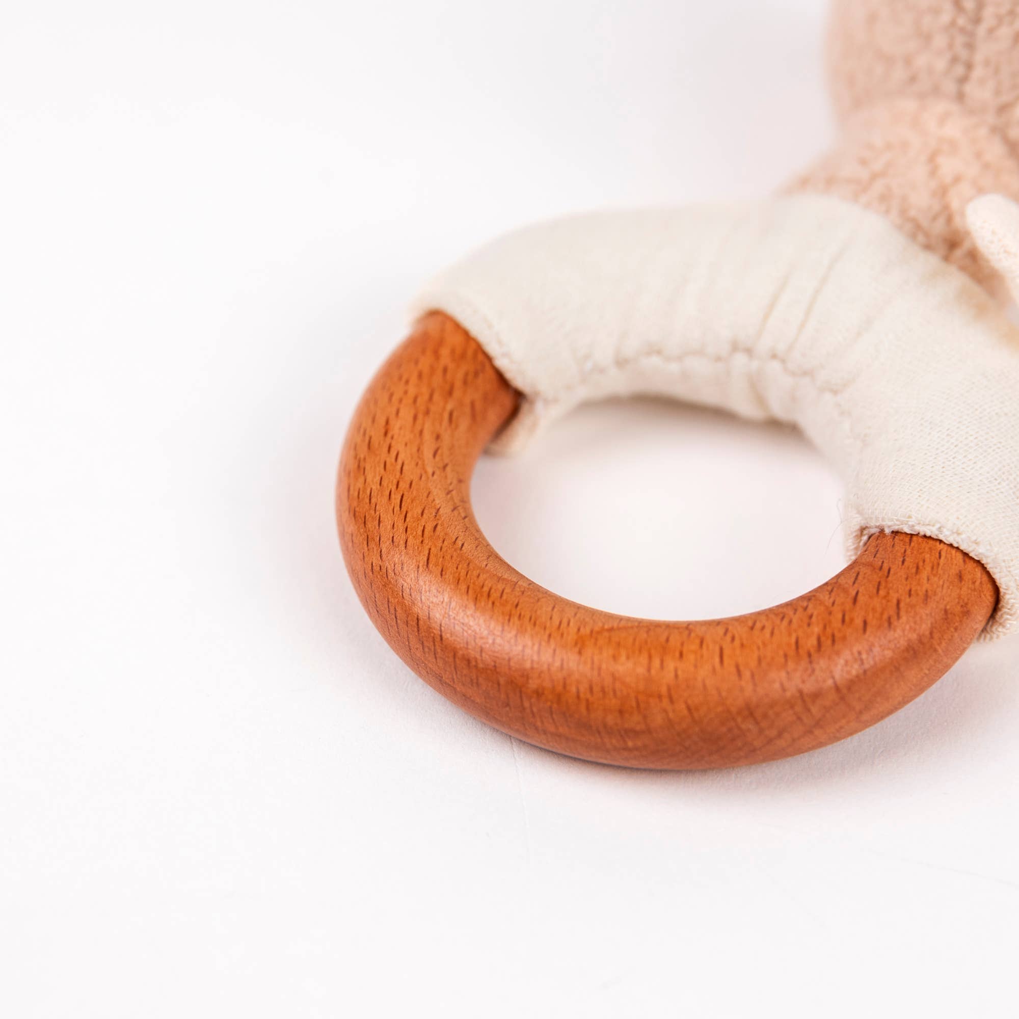 Leonie Giraffe Wood Rattle Baby RattleEgmontTAYLOR + MAX