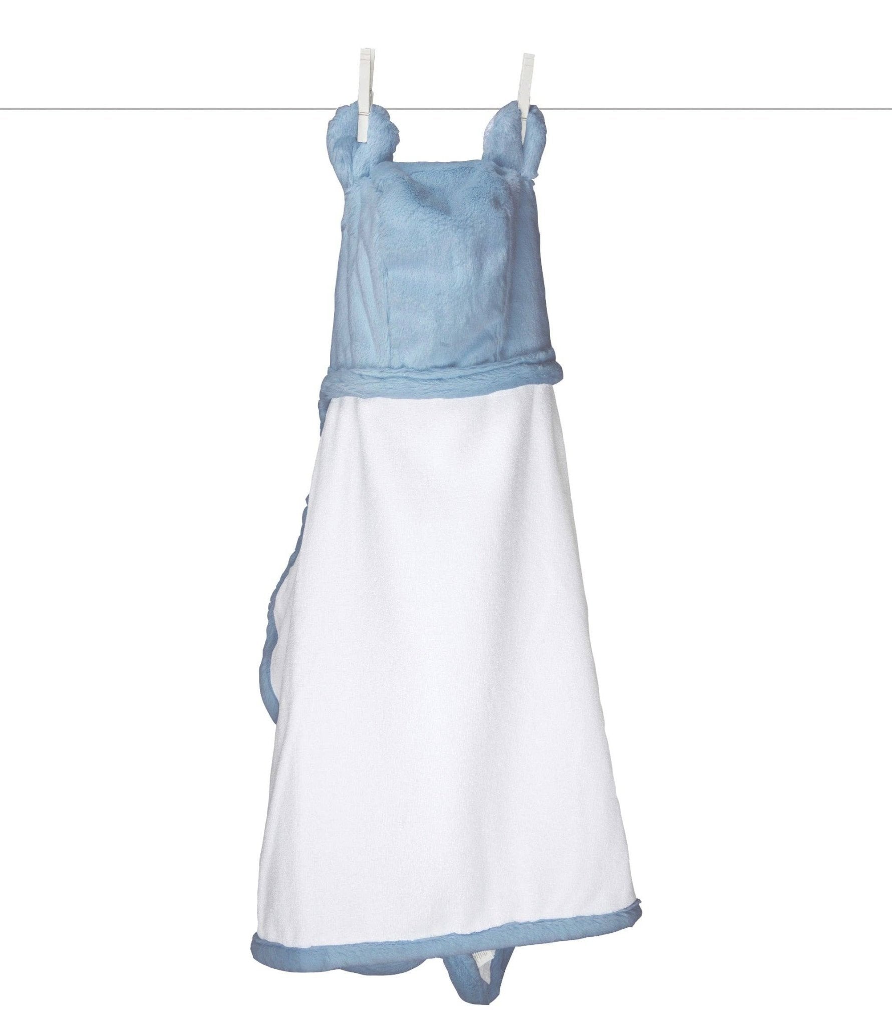 Luxe™ Baby Towel | Pink Little GiraffeTAYLOR + MAX