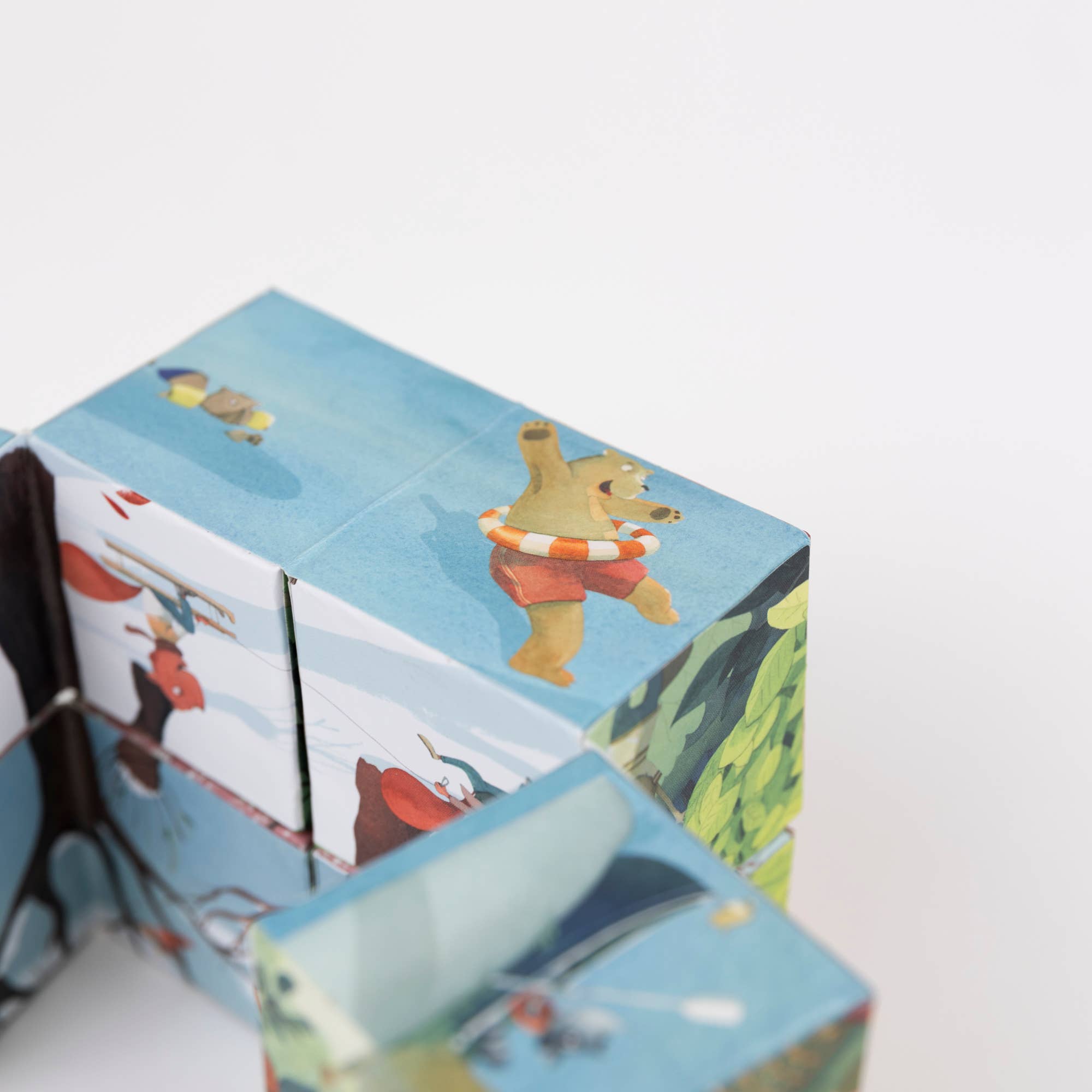 Seasons Infinity Cube EgmontTAYLOR + MAX