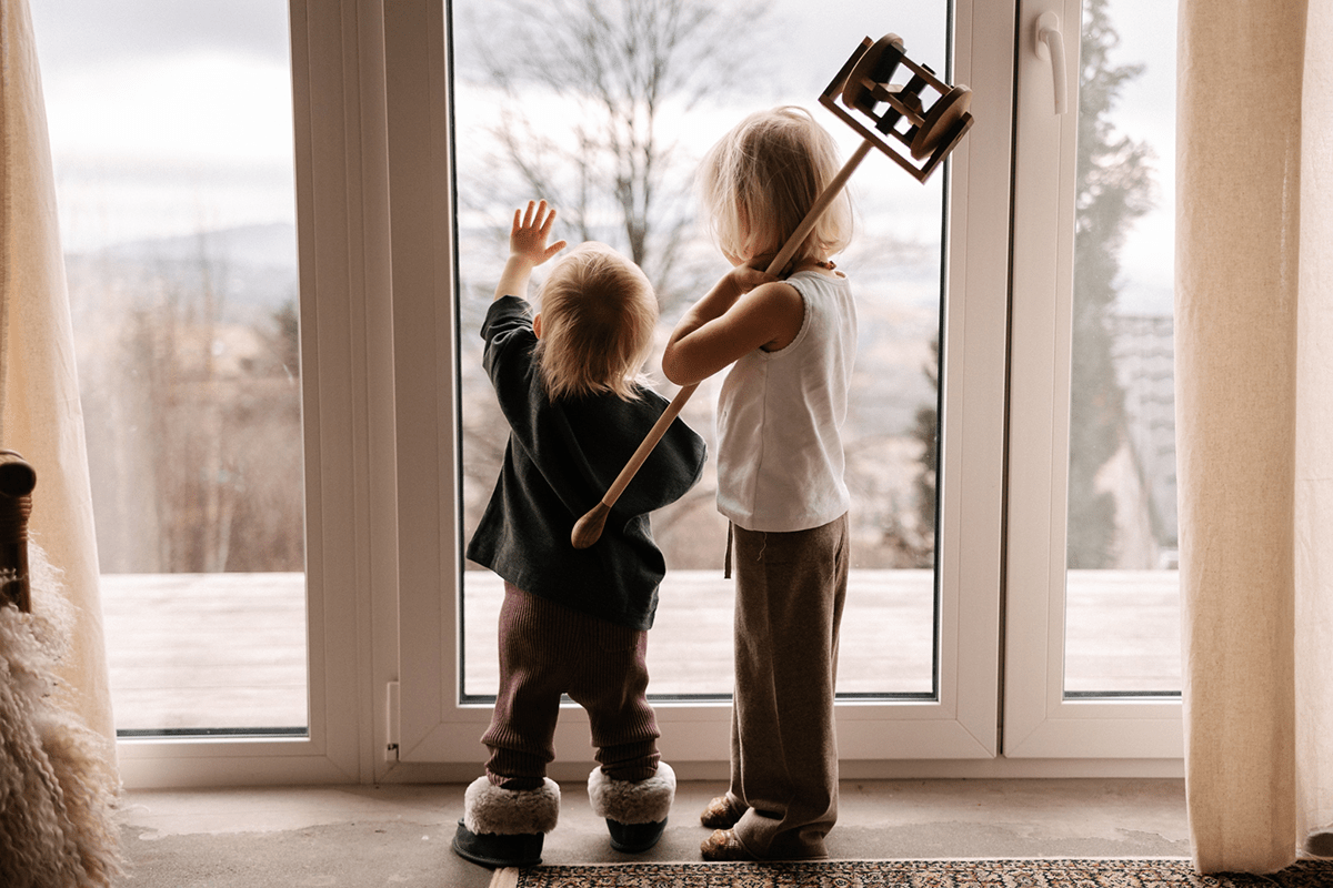 Wooden Story - TAYLOR + MAX