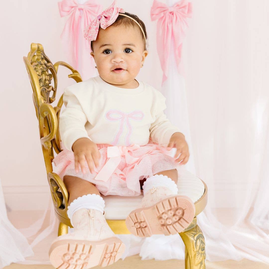 Coquette Bow Patch Long Sleeve Romper - Natural: 00 - 3M - TAYLOR + MAXSweet Wink