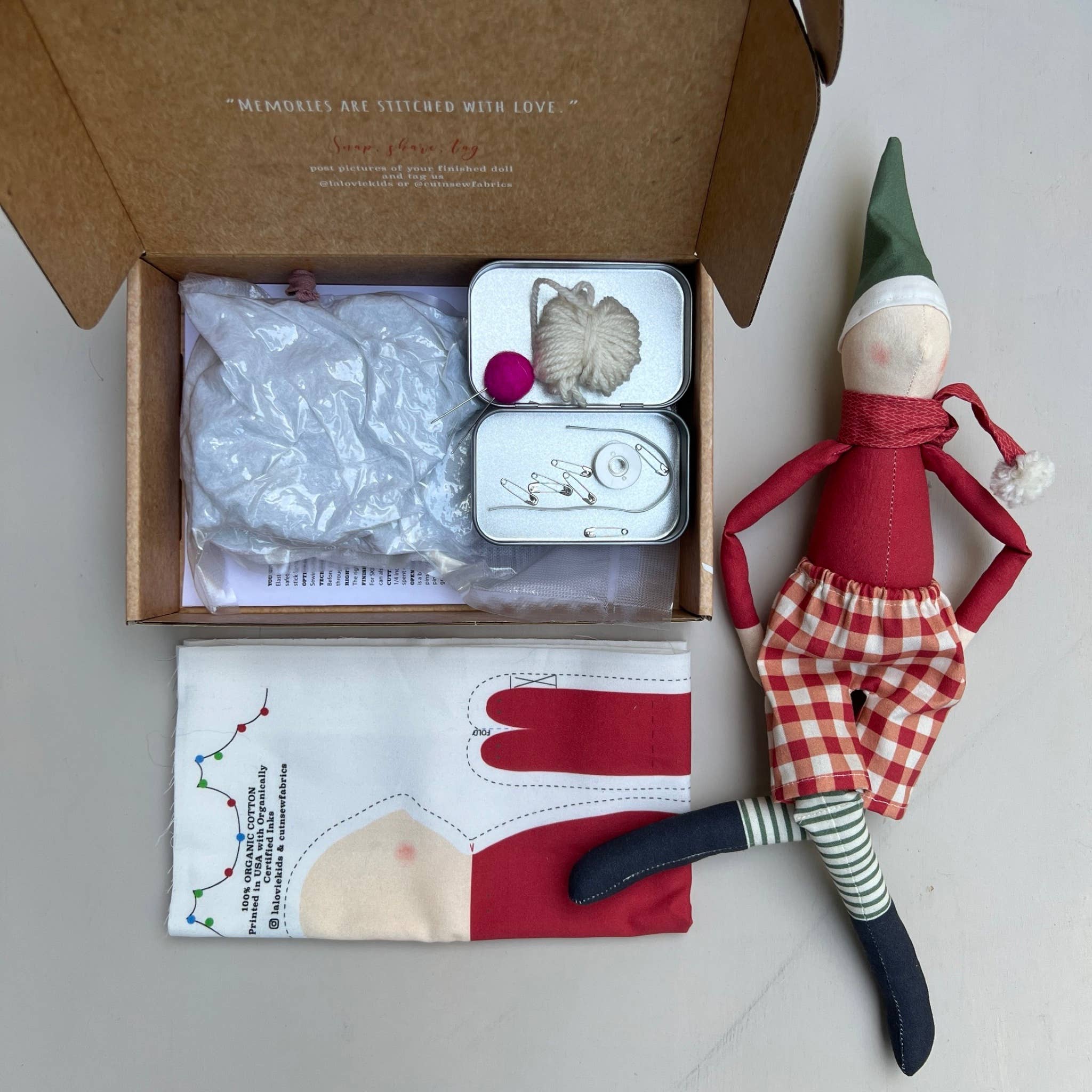 DIY Elf Doll | Jingle DIYIa LovieTAYLOR + MAX