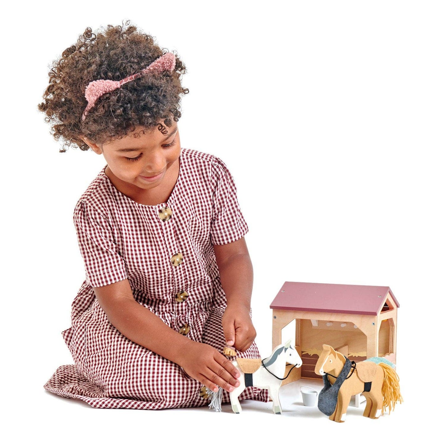 The Stables doll houseTender Leaf ToysTAYLOR + MAX