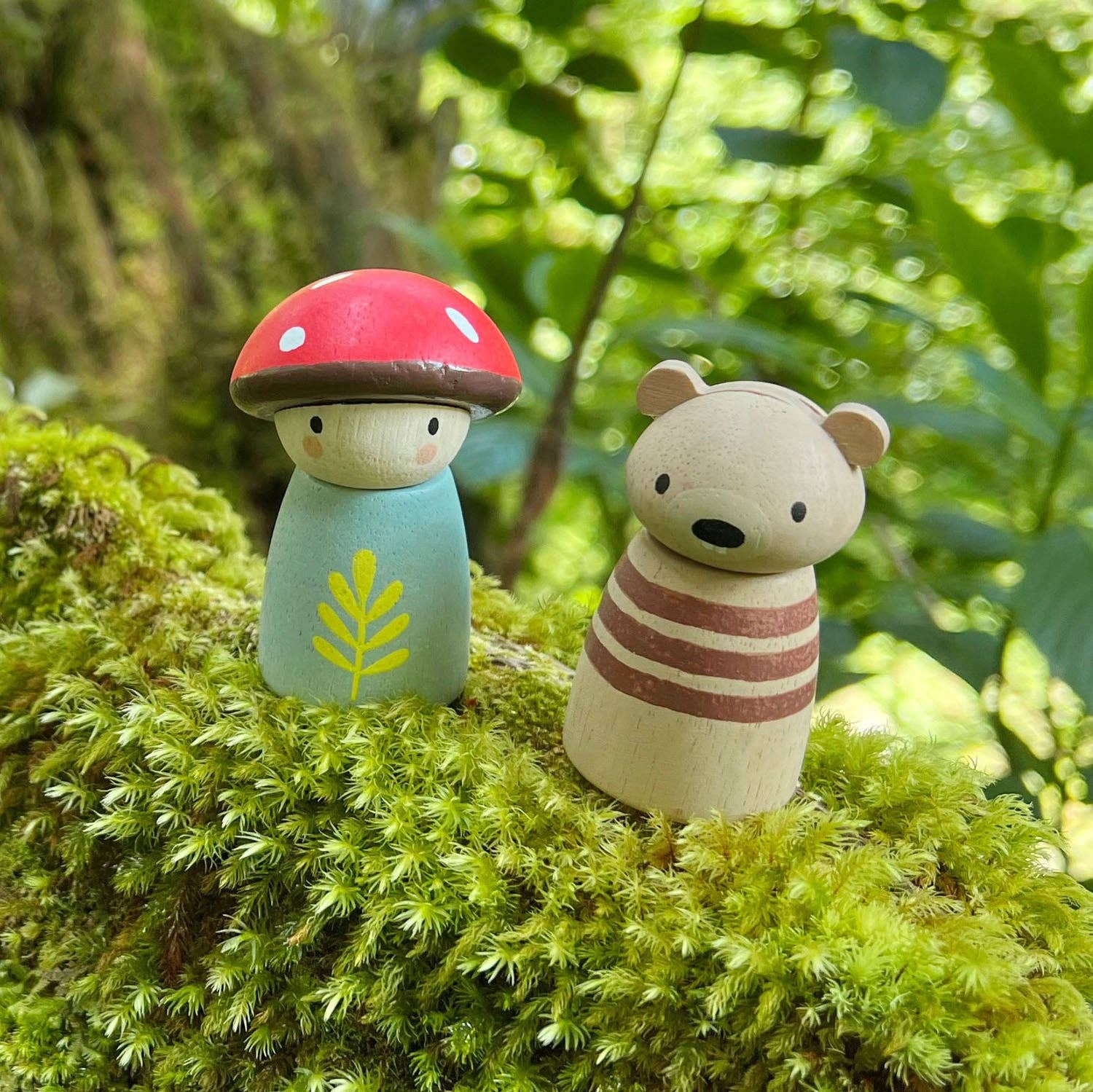 Timber Taxi Toy CarsTender Leaf ToysTAYLOR + MAX