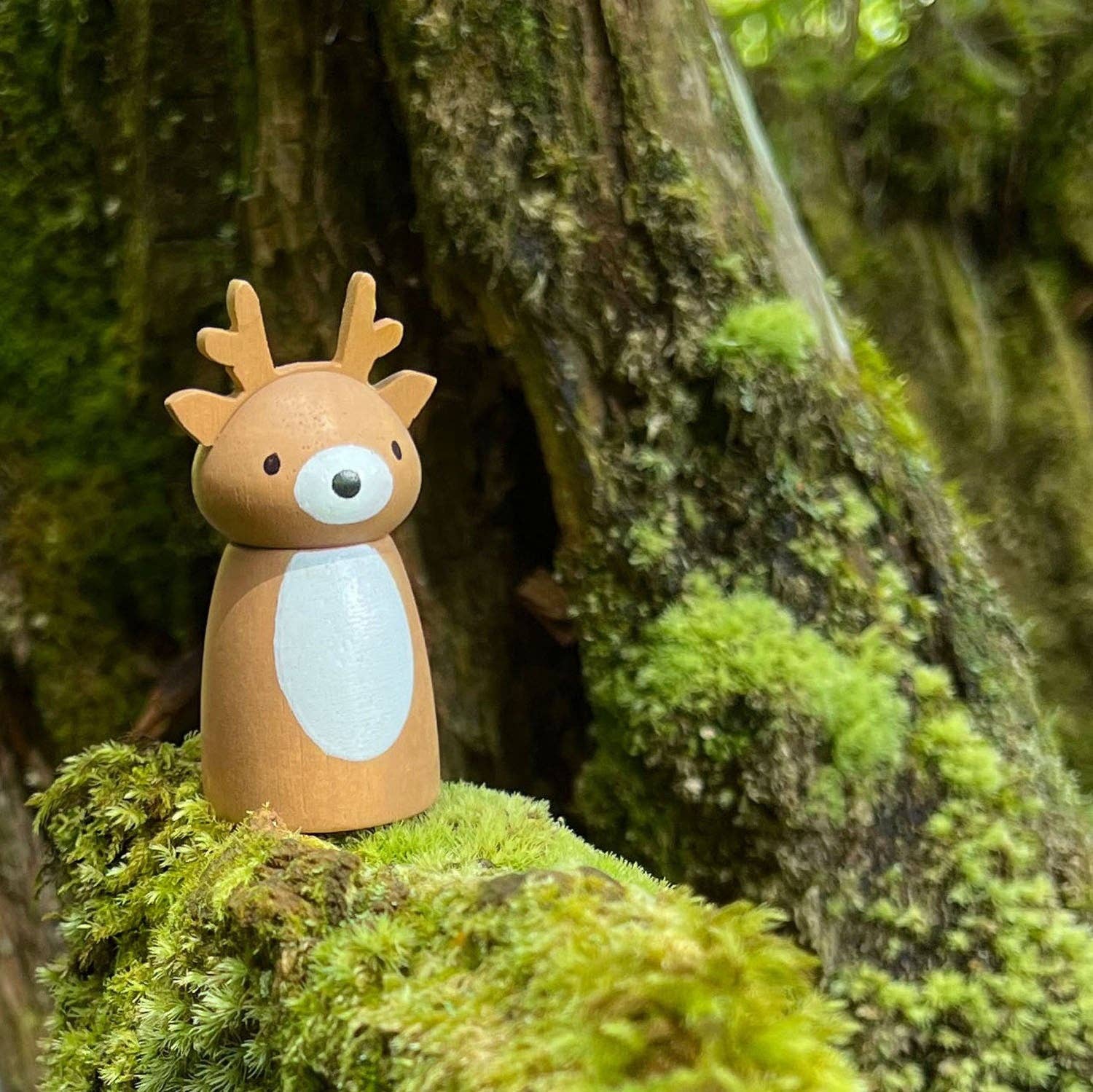 Timber Taxi Toy CarsTender Leaf ToysTAYLOR + MAX