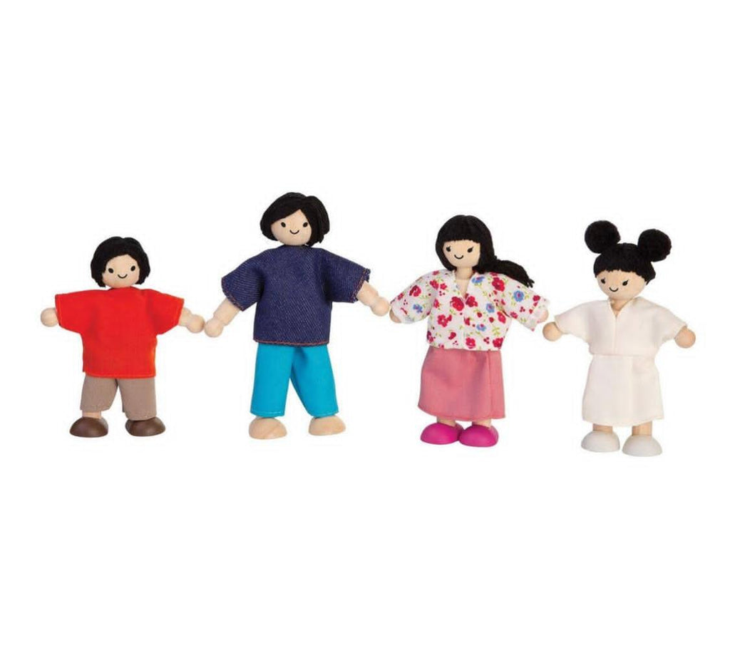 Wooden Doll Family | Caucasian Family - TAYLOR + MAXplantoys